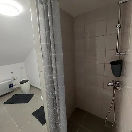 Baber Vendeghaz Apartment Nyiregyhaza Exterior photo